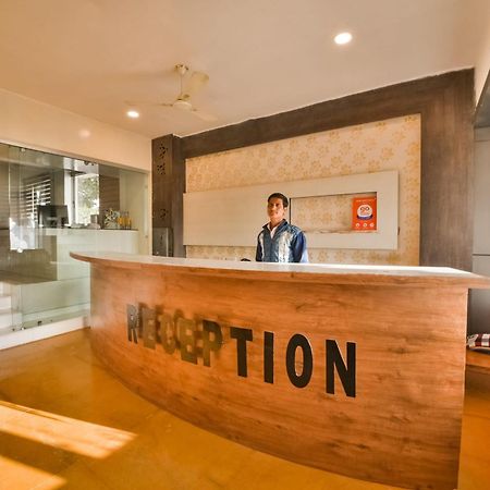 Capital O Amit Palace Bhilwara Экстерьер фото