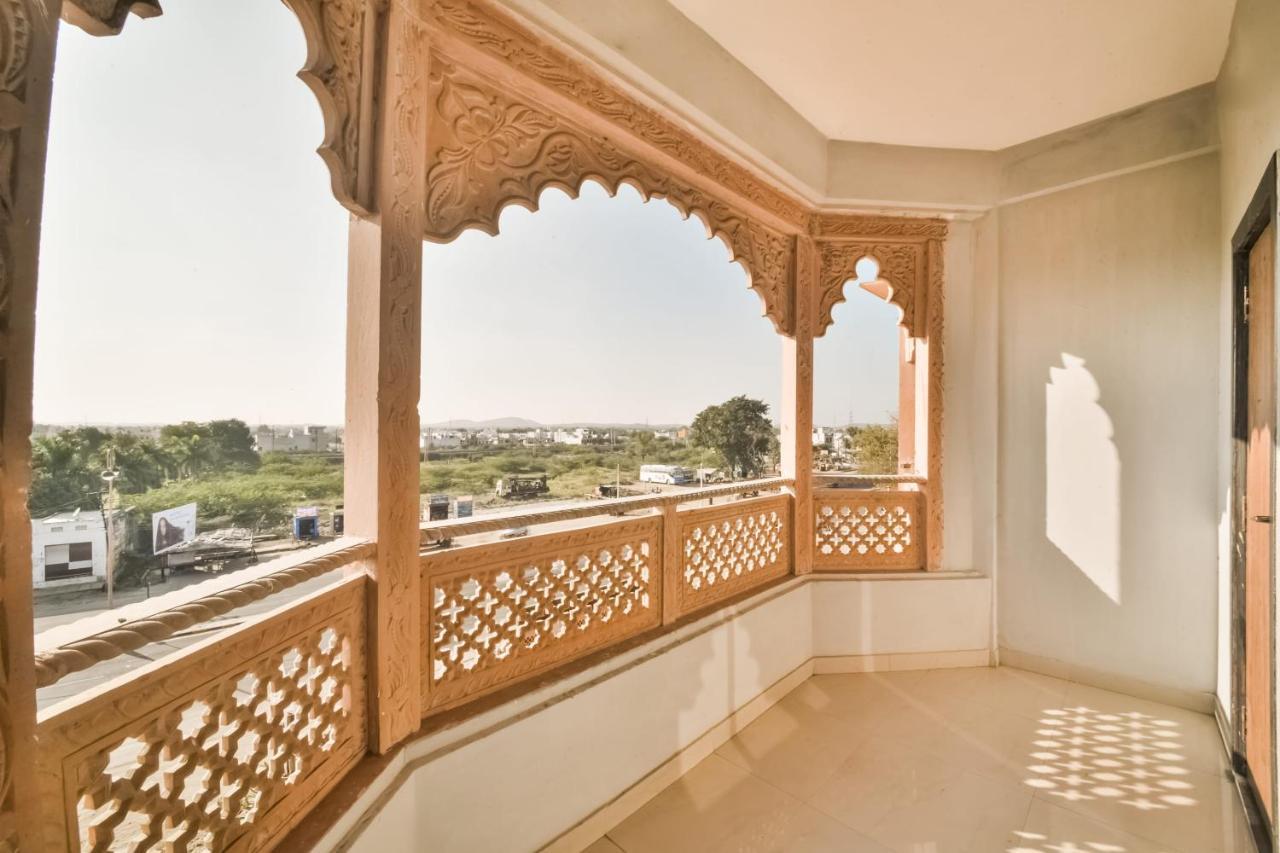 Capital O Amit Palace Bhilwara Экстерьер фото